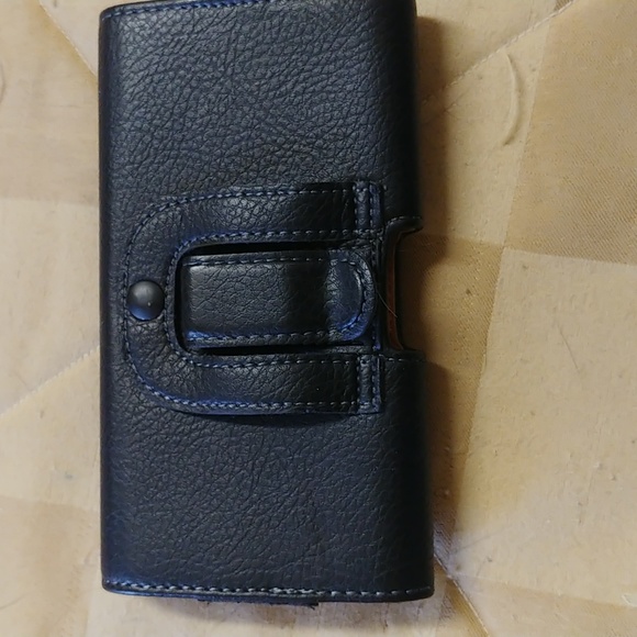 Pier cedar cell phone case - Picture 4 of 4